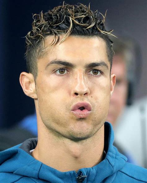 Pin by Shivam Athilkar on Cristiano ronaldo | Ronaldo hair, Ronaldo ...