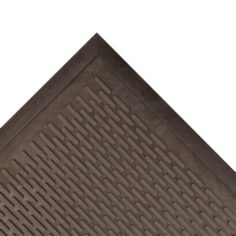 Notrax 4468-247 3' x 10' Ridge Scraper® Floor Mat | Wasserstrom