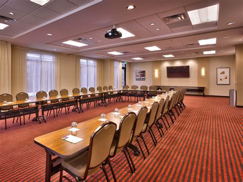 Park City Hotel with Ski Rental Service | Hyatt Place Park City