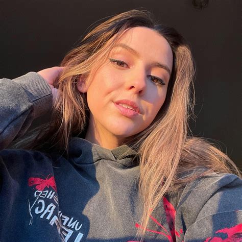 ASMR Rebecca - Podcast - Apple Podcasts