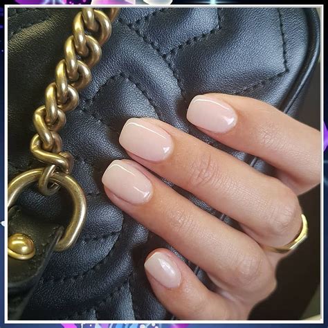 9 Trendy Neutral Toe Nail Colors Ideas For Chic Manicures | Bridesmaids nails, Neutral nails ...