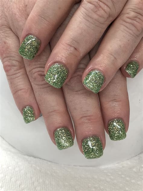 Green glitter gel nails | Green nails, Glitter gel nails, Gel nails