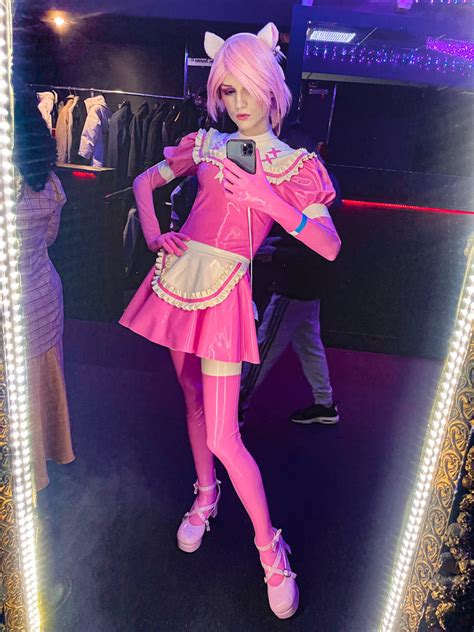 Watch Rubberdoll Exclusive Porn Videos