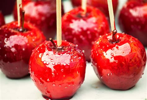 Halloween Caramel Apples