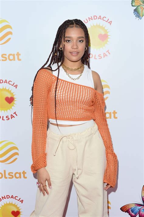 Social Trends : kim-jest-sara-james