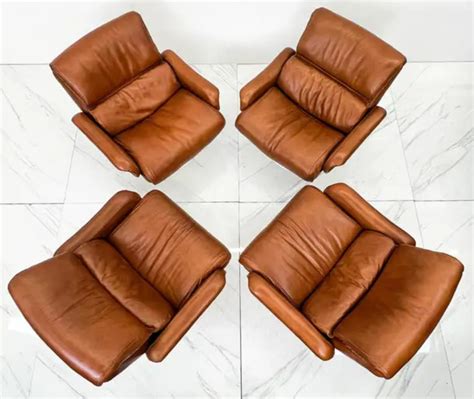 Yrjo Kukkapuro - Yrjo Kukkapuro Saturn Lounge Chairs Model B-175-18 ...