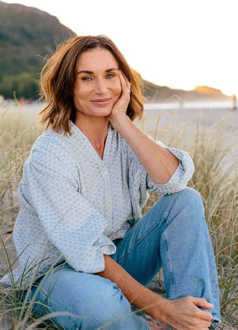 Under the skin | New Zealand Listener - news - Read this story on ...