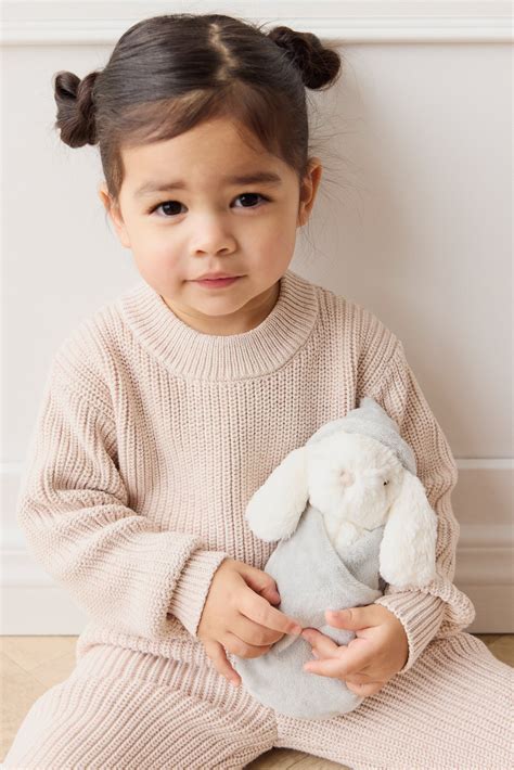 Snuggle Bunnies - Sleeping Penelope - Willow – Jamie Kay NZ