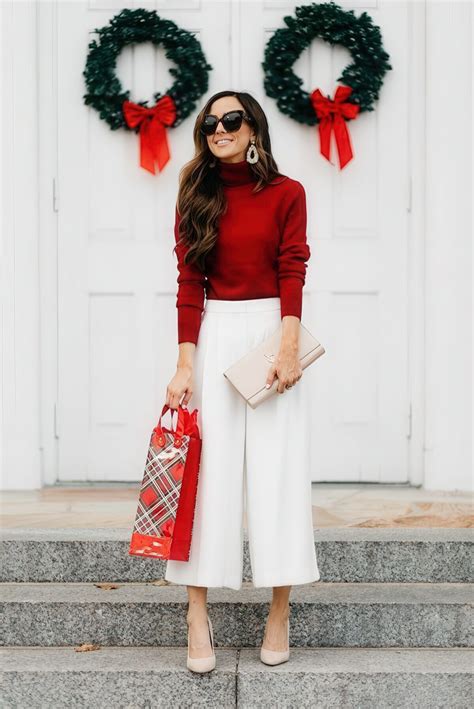 15 Refined White Christmas Outfits And Looks - Styleoholic