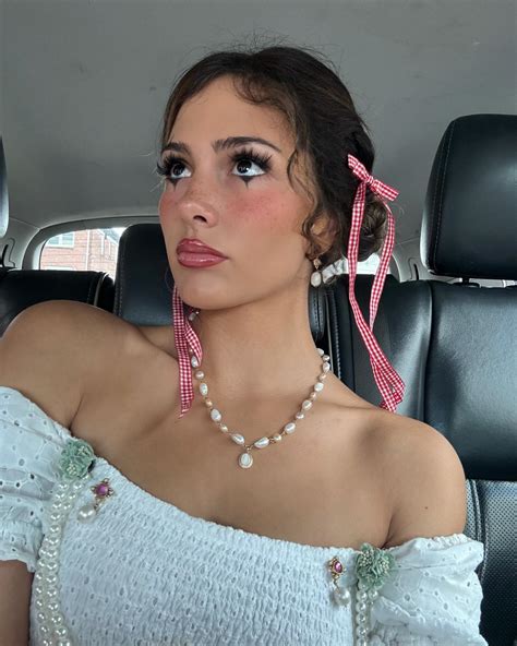 isabella ferregur solis (@kissme) • Instagram photos and videos