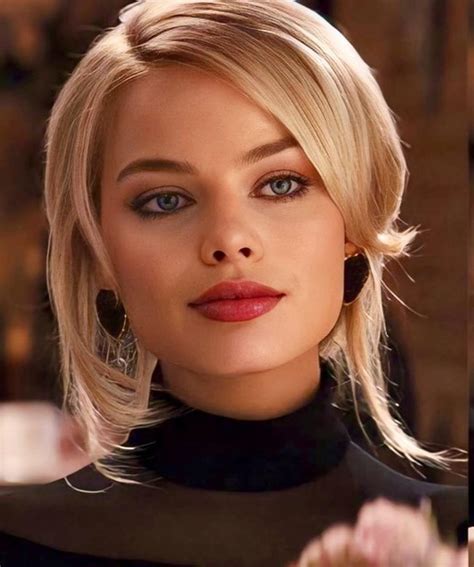 Margot Robbie - Sexy