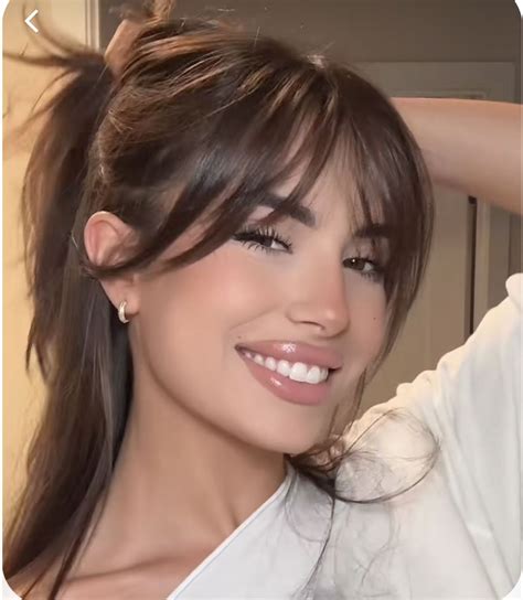 Pin on Frisyrer in 2024 | Bangs with medium hair, Haircuts for medium ...