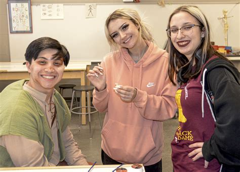 Elizabeth Forward presents 'Hunchback' - Mon Valley Independent