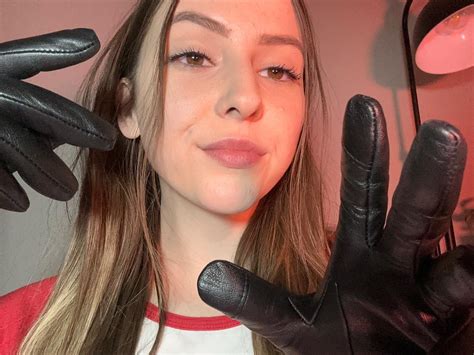 Rebecca (@rebeccas.asmr) • Instagram photos and videos