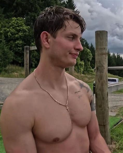 Matt rife | Shirtless celebrities, Good looking men, Danie daniel ...