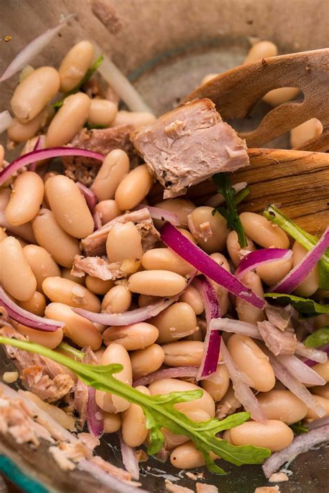 Italian Tuna White Bean Salad - xoxoBella