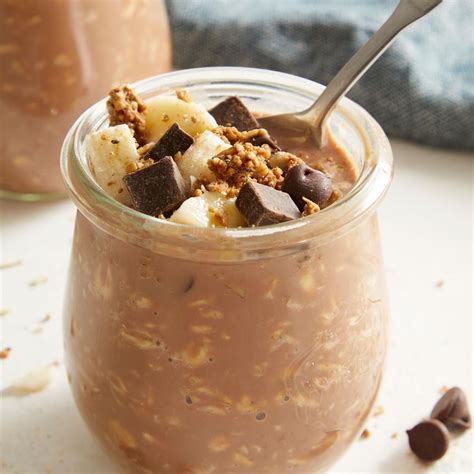 Chocolate Overnight Oats Recipe: How to Make It