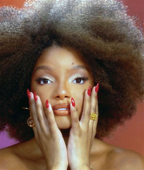 Halle Bailey Nude Pics and LEAKED Porn 2023 - Scandal Planet