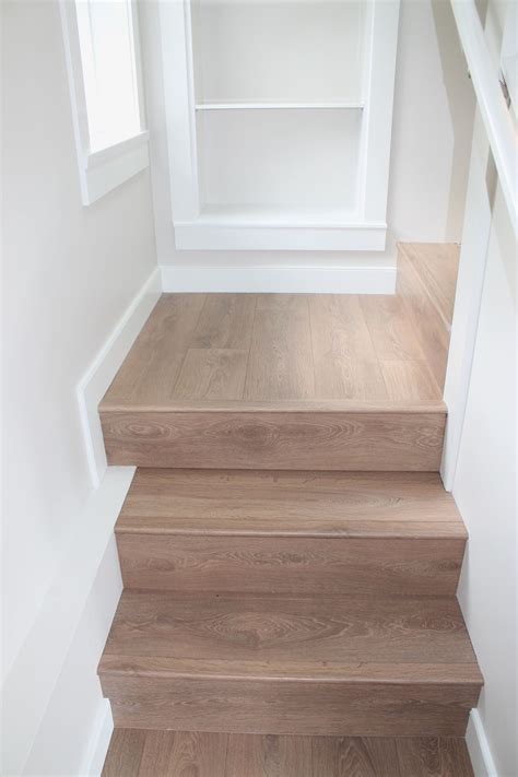 Laminate stairs, Flooring for stairs, Stairs design