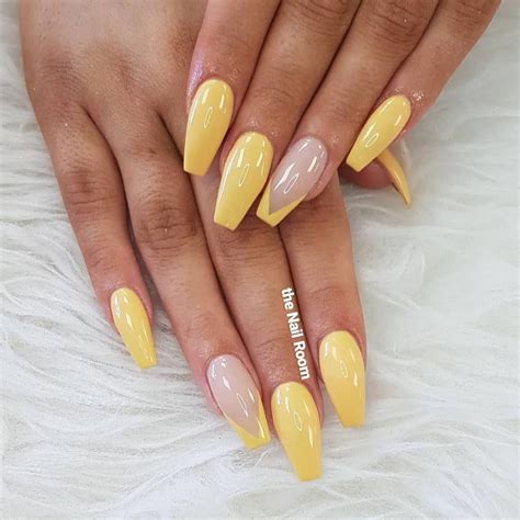 Yellow Nails From Nail Polish at Clarence Swingle blog