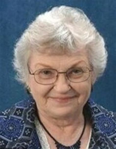 Margaret Burghaus Obituary - Oshkosh Northwestern