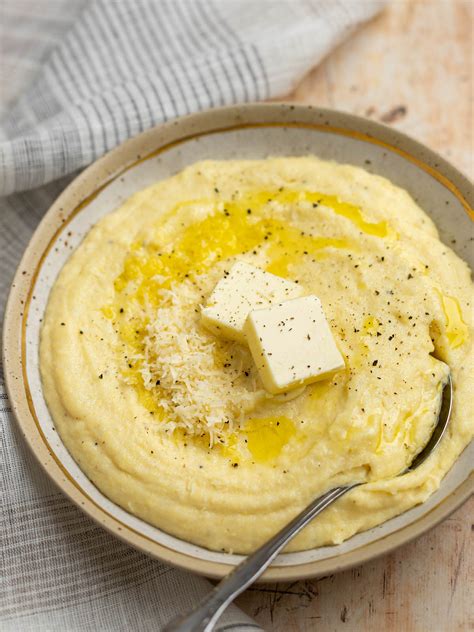 Creamy Polenta Recipe (Quick & Comforting Italian Side Dish)