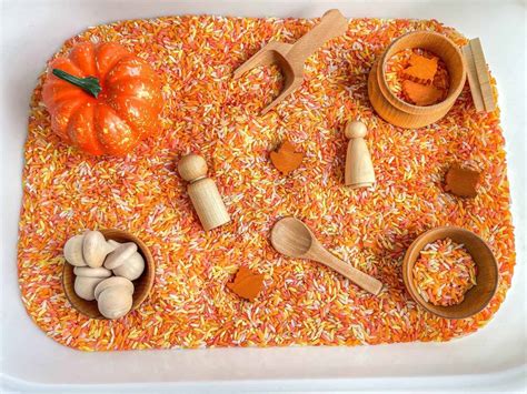 Fall – Maple Leaf Sensory Bin – Sensory-N-Stuff