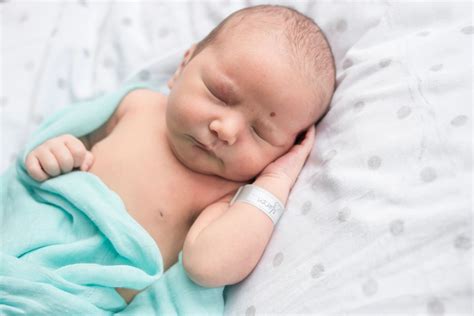 Baby Sick After Breastfeeding at Charlene Ortega blog