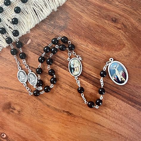 The Rosary (Chaplet) of the Seven Sorrows - Rosary.com