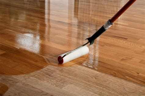 How To Apply Polyurethane To Wood Floors | Storables