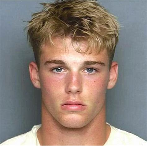 Pin by Miller Cyrus on good | Men blonde hair, Blonde hair boy, Mens ...