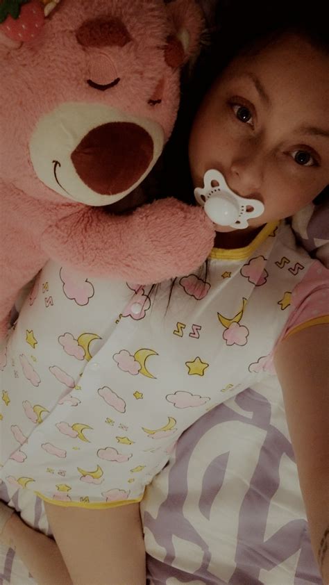 I luv cute adult baby girls! @iluvlittles - Tumblr Blog | Tumlook