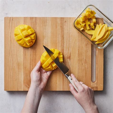 How To Cut And Store A Mango at Phyllis Fetter blog