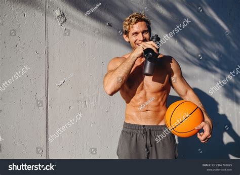 1,222 Abdominal Muscles Summer Concept Images, Stock Photos & Vectors ...