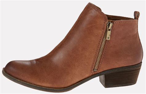 11 Best Wide Boots for Women That Are Cute and Comfy for Travel