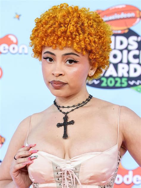 Ice Spice Brings Signature Edge to Nickelodeon Kids' Choice Awards 2025 ...