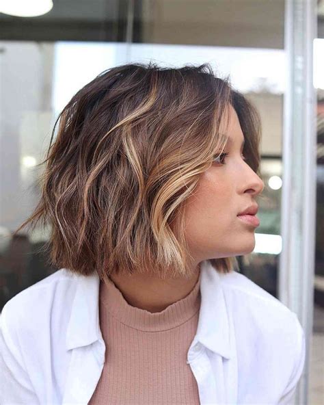 Pin by Débora Ponte on cortes de cabelo | Short hair highlights, Light ...