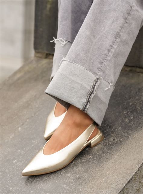 Rosita Gold Ballerina – Pointed Toe Elegance - Factory Store