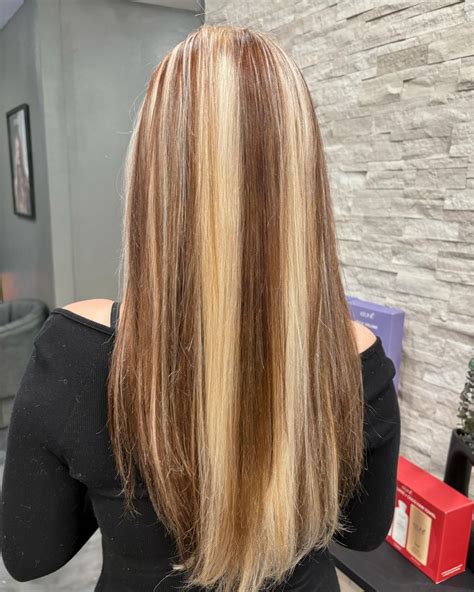 11 Chunky Blonde Highlight Ideas To Revamp Your Hairdo