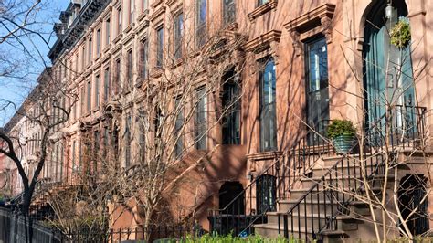 These are the 10 hottest U.S. neighborhoods for 2025, new data shows—5 ...