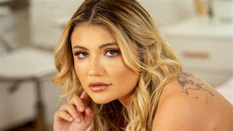 Adria Rae. Обои для рабочего стола. 1920x1080