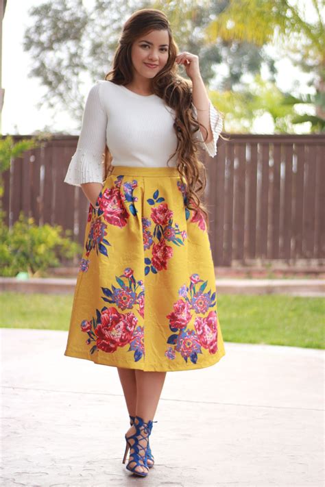 Good morning ladies! Our Jasmine top and Cecilia Skirt are available ...