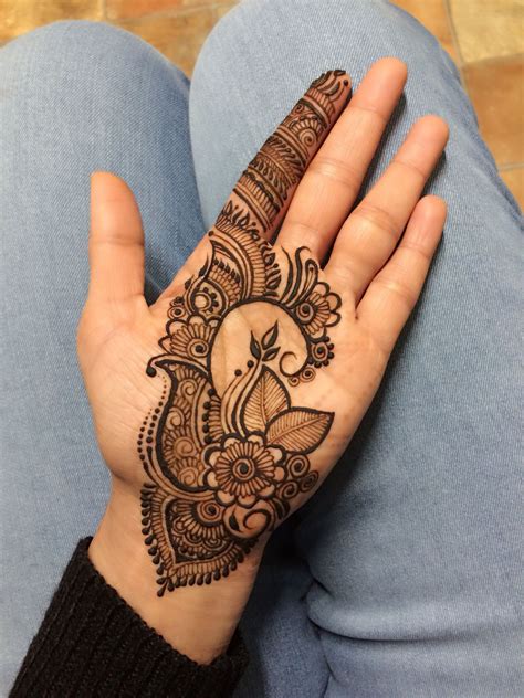 Pin by cm on henna | Mehndi designs for beginners, Palm mehndi design ...