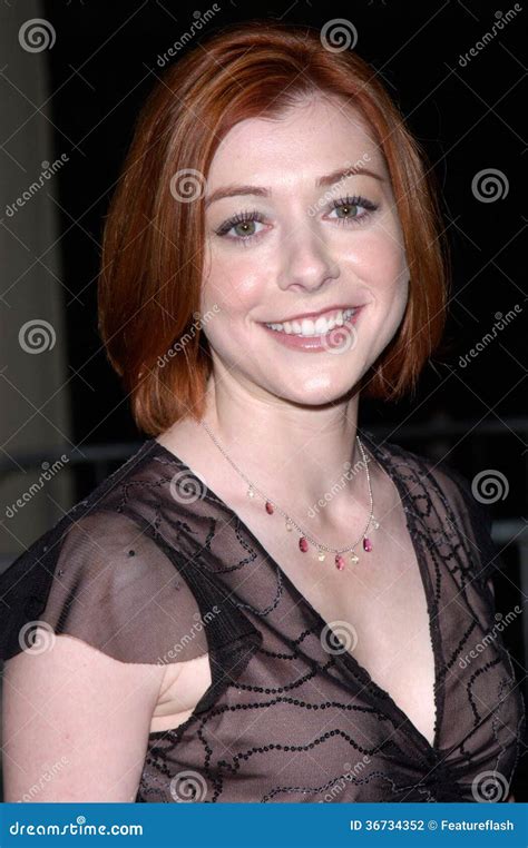 Alyson Hannigan's Instagram, Twitter & Facebook on IDCrawl