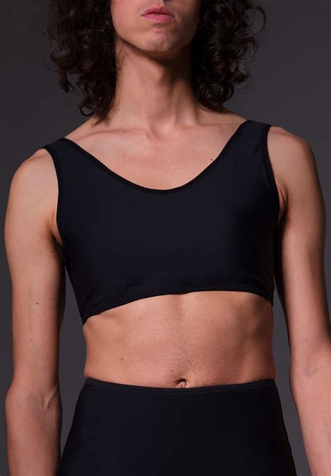 Non Binary swimwear. Comfortable and inclusive | UNTAG