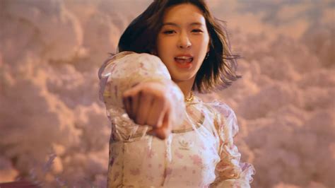 NMIXX - O.O who's who - K-Pop Database / dbkpop.com