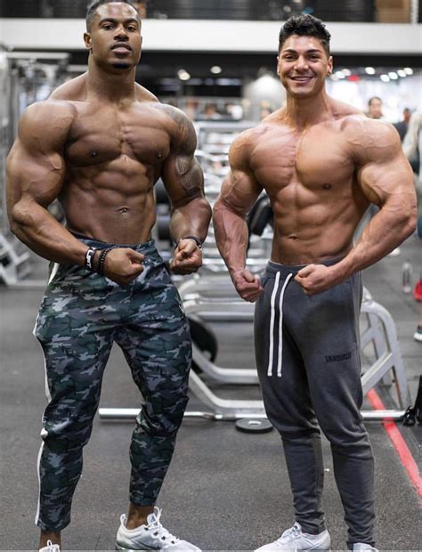 A life time NATURAL with an IFBB Men's Physique Pro : r/bodybuilding