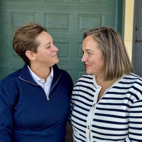 Jasmine Shimerda and Lauren Thomas' Wedding Website