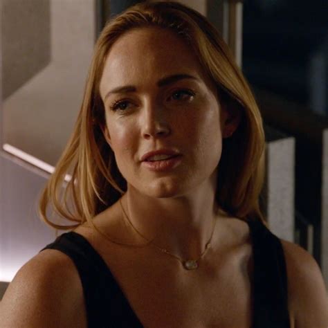 sara lance | Black lightning, White canary, Supergirl