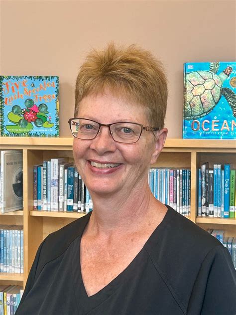 Teachers and Staff — St. Francis of the Lakes Catholic School